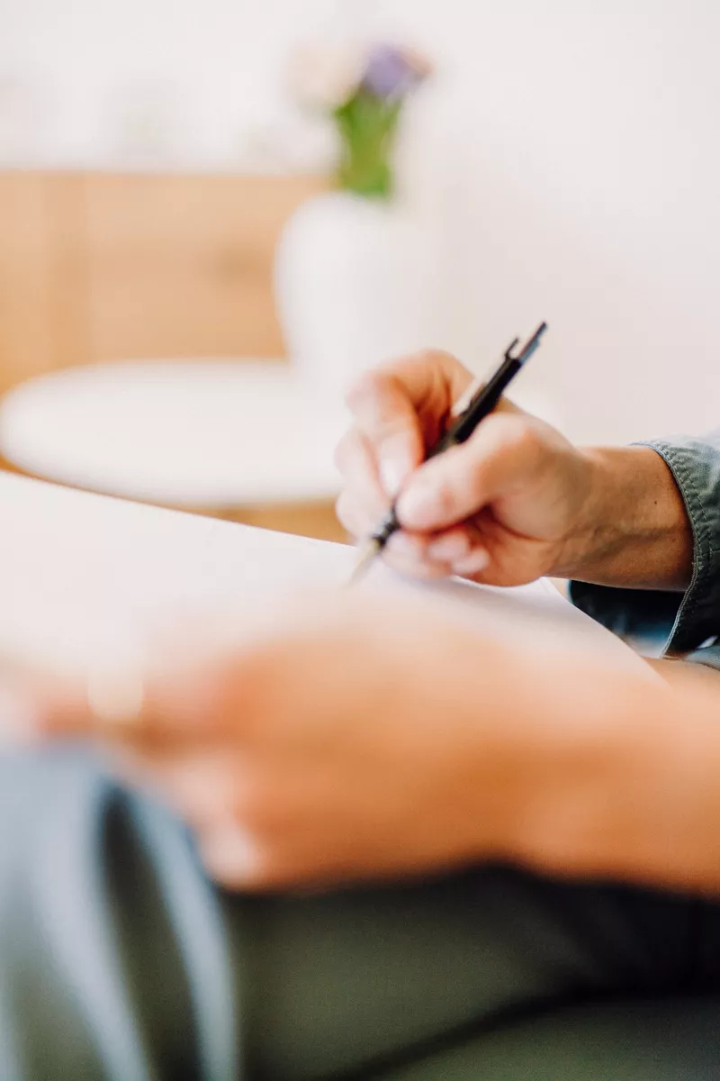 Burnout & Stress bewältigen mit Psychotherapie Burnout & Stress bewältigen mit Psychotherapie